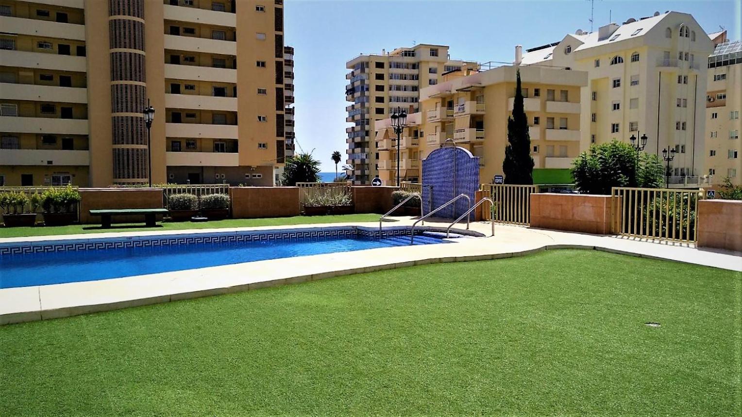Apartamento Con Vistas Fuengirola Dış mekan fotoğraf
